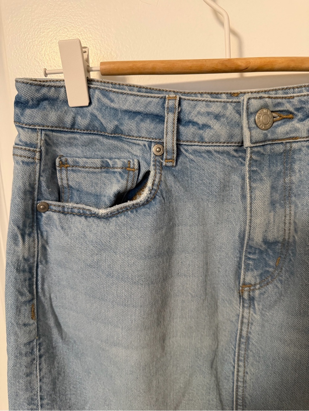 Loft woman’s modest denim skirt size 2 maxi skirt - Picture 2 of 4